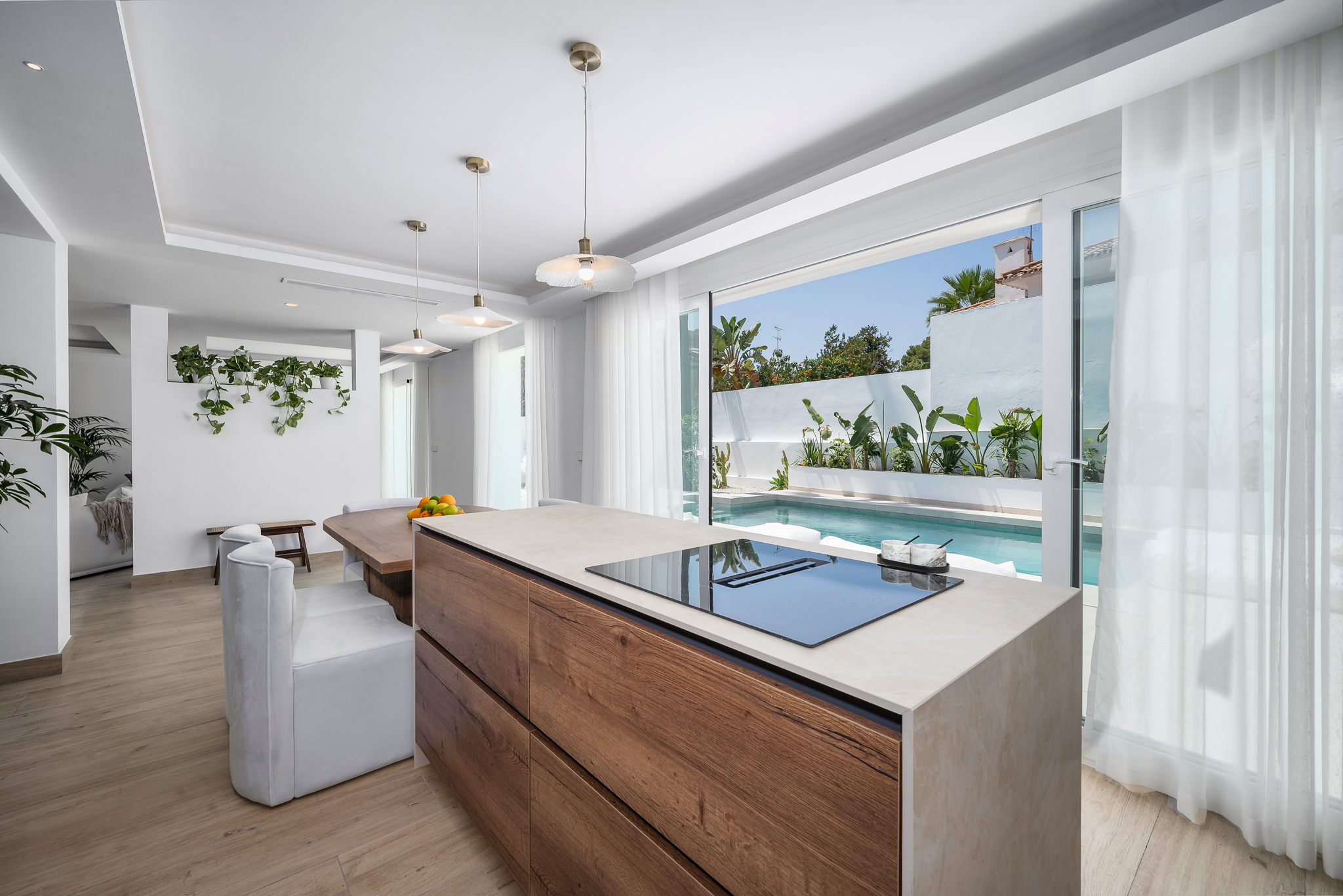 Image 3: Detached Villa For sale, Marbella, €1,395,000 [EAMo14252117]